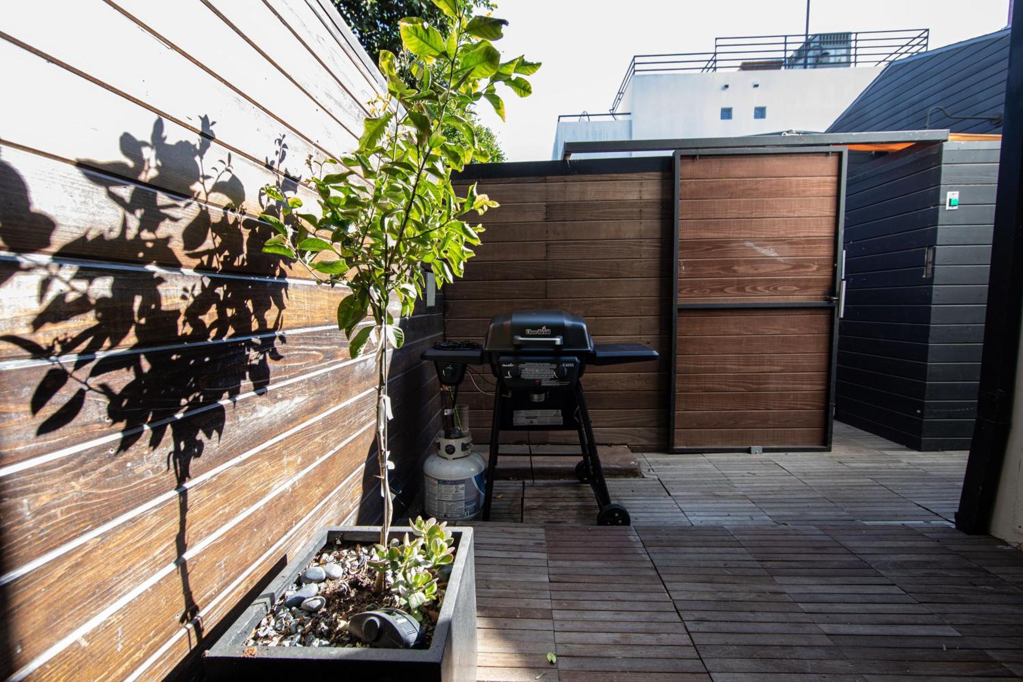 Venice With Large Private Patio Steps To The * Los Ángeles