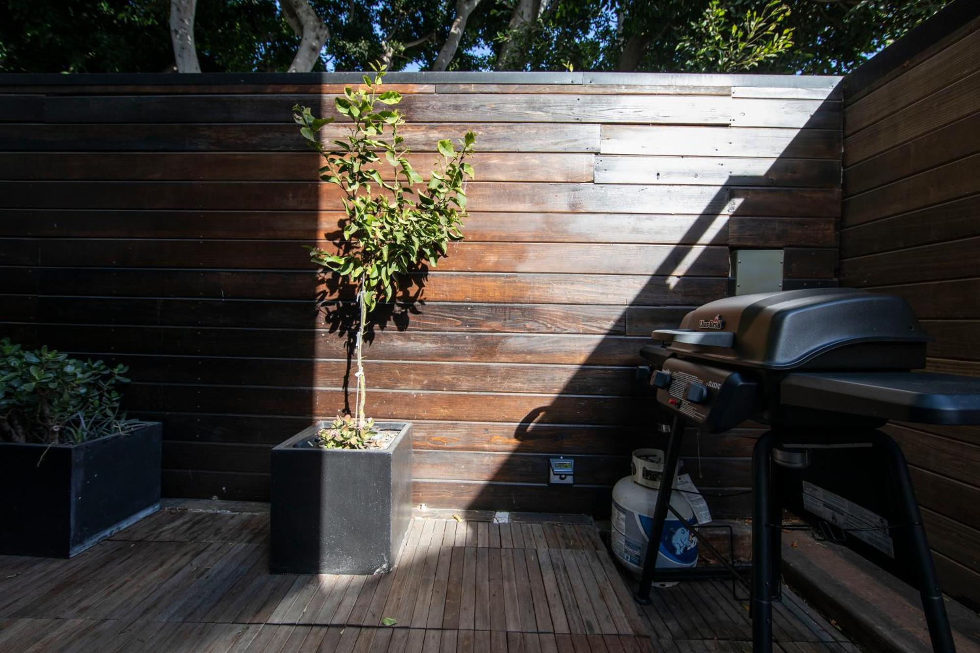 Venice With Large Private Patio Steps To The Los Ángeles