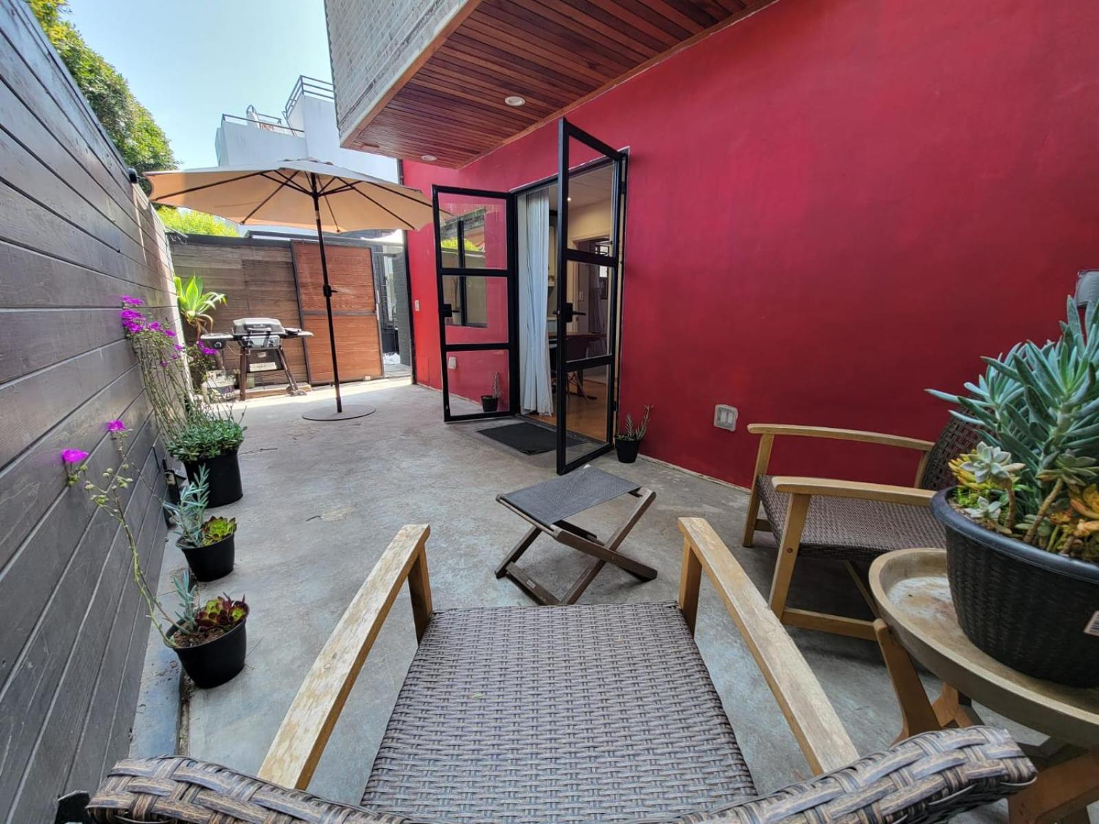 Venice With Large Private Patio Steps To The *